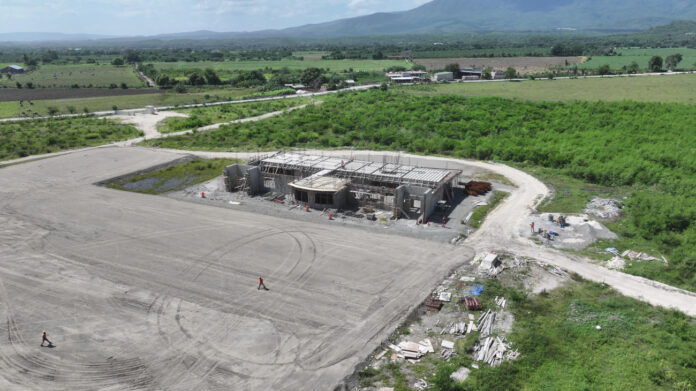 Nuevo aeropuerto doméstico de San Juan se encuentra en fase de asfaltado de su pista Nuevo aeropuerto doméstico de San Juan se encuentra en fase de asfaltado de su pista
