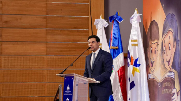 Feria del Libro cierra con más de 700,000 visitantes, estableciendo récord de asistencia Feria del Libro cierra con más de 700,000 visitantes, estableciendo récord de asistencia