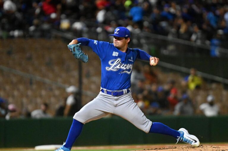 Licey anuncia regreso del zurdo Nico Tellache