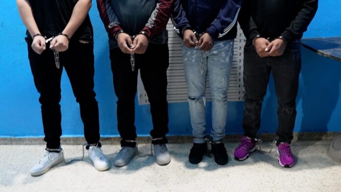Extraditan a Estados Unidos cuatro dominicanos acusados de fraude electrónico y lavado de activos