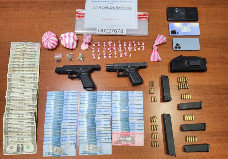 DNCD captura en Santiago reconocido microtraficante con drogas y dos pistolas
