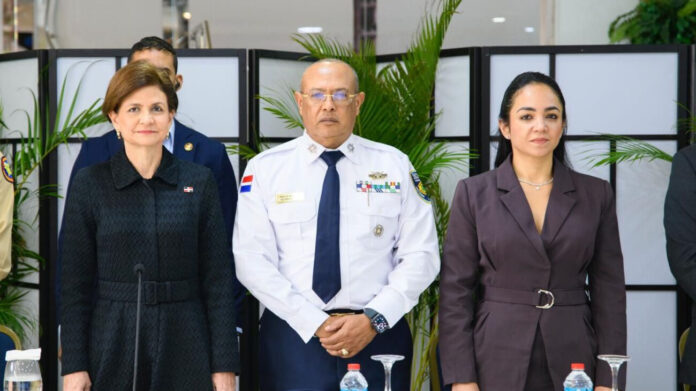 Gobierno reitera operatividad reforzada en Navidad Gobierno reitera operatividad reforzada en Navidad