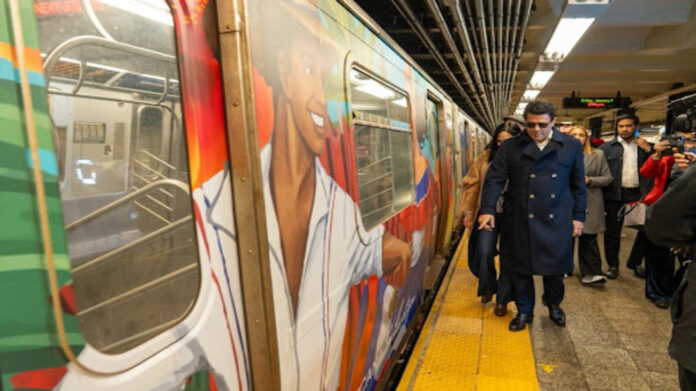 David Collado lanza nueva ruta promocional en la Línea A del tren en Nueva York David Collado lanza nueva ruta promocional en la Línea A del tren en Nueva York