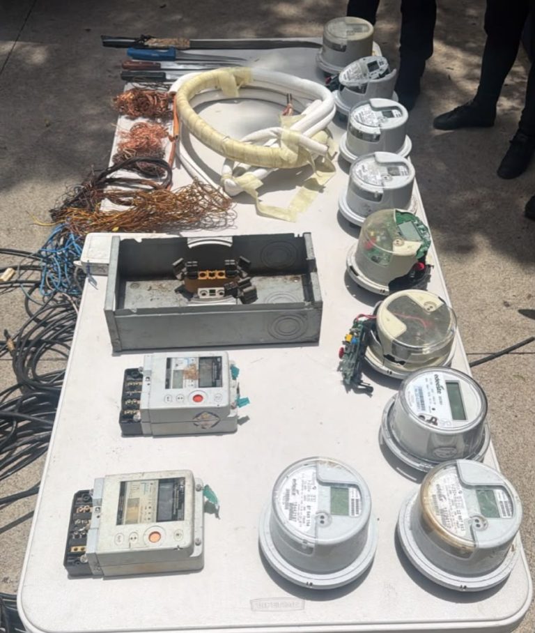 Imponen prisión preventiva a implicados en la sustracción de medidores eléctricos de Edeeste y Edesur