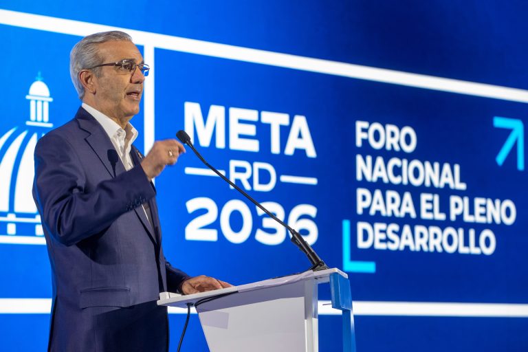 Presidente Abinader encabeza primer Foro Meta RD 2036