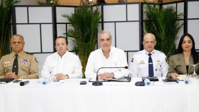 Presidente Abinader encabeza reunión de seguimiento al Plan de Seguridad Ciudadana