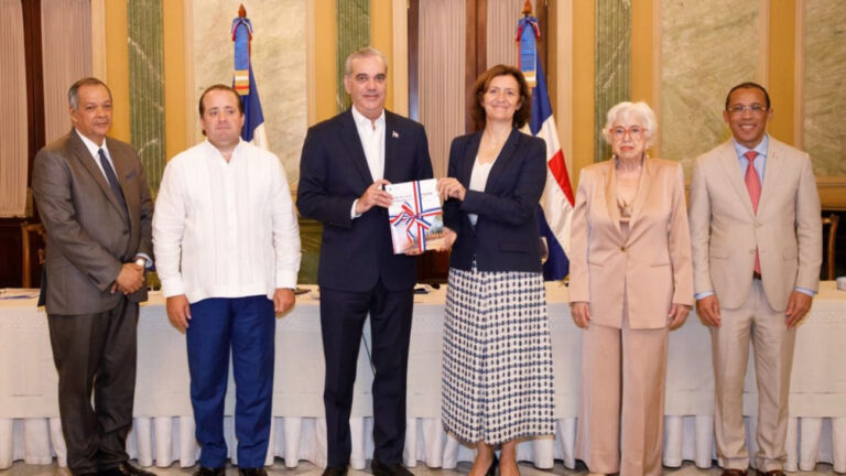 OCDE destaca importantes avances de la RD en materia de integridad gubernamental