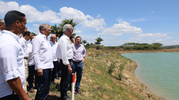 Presidente Abinader visita proyecto turístico Punta Bergantín en Puerto Plata