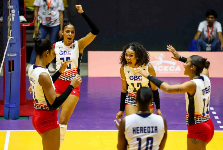 RD sigue invicta al vencer a Canadá 3-1