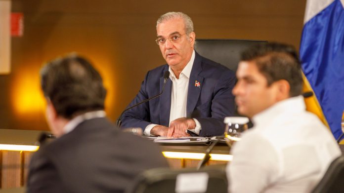 Monorriel de Santiago iniciará pruebas en octubre