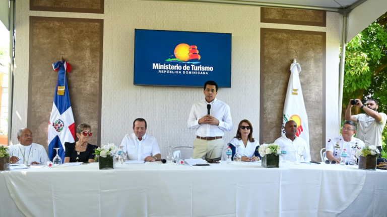 David Collado deja iniciadas obras turísticas en Maimón, Puerto Plata