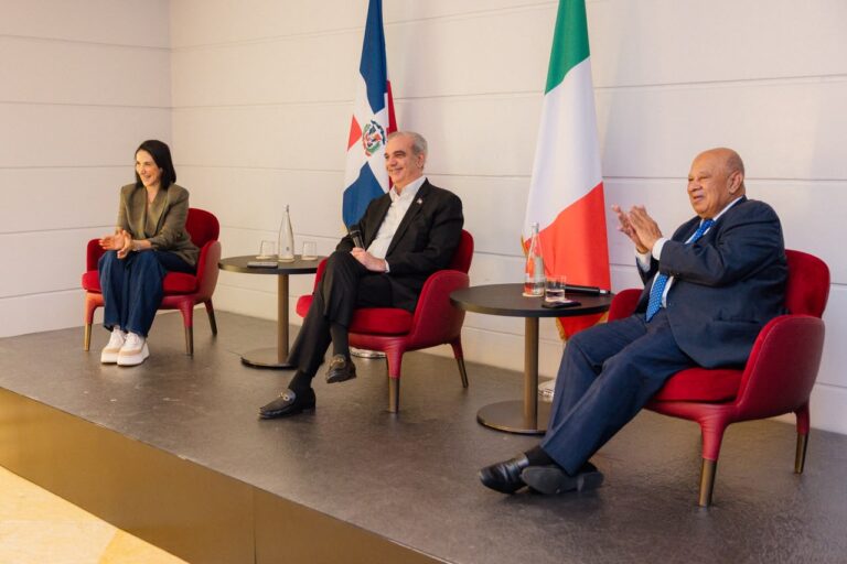 Presidente Abinader anuncia recursos para crear una Casa de la Cultura Dominicana en Italia